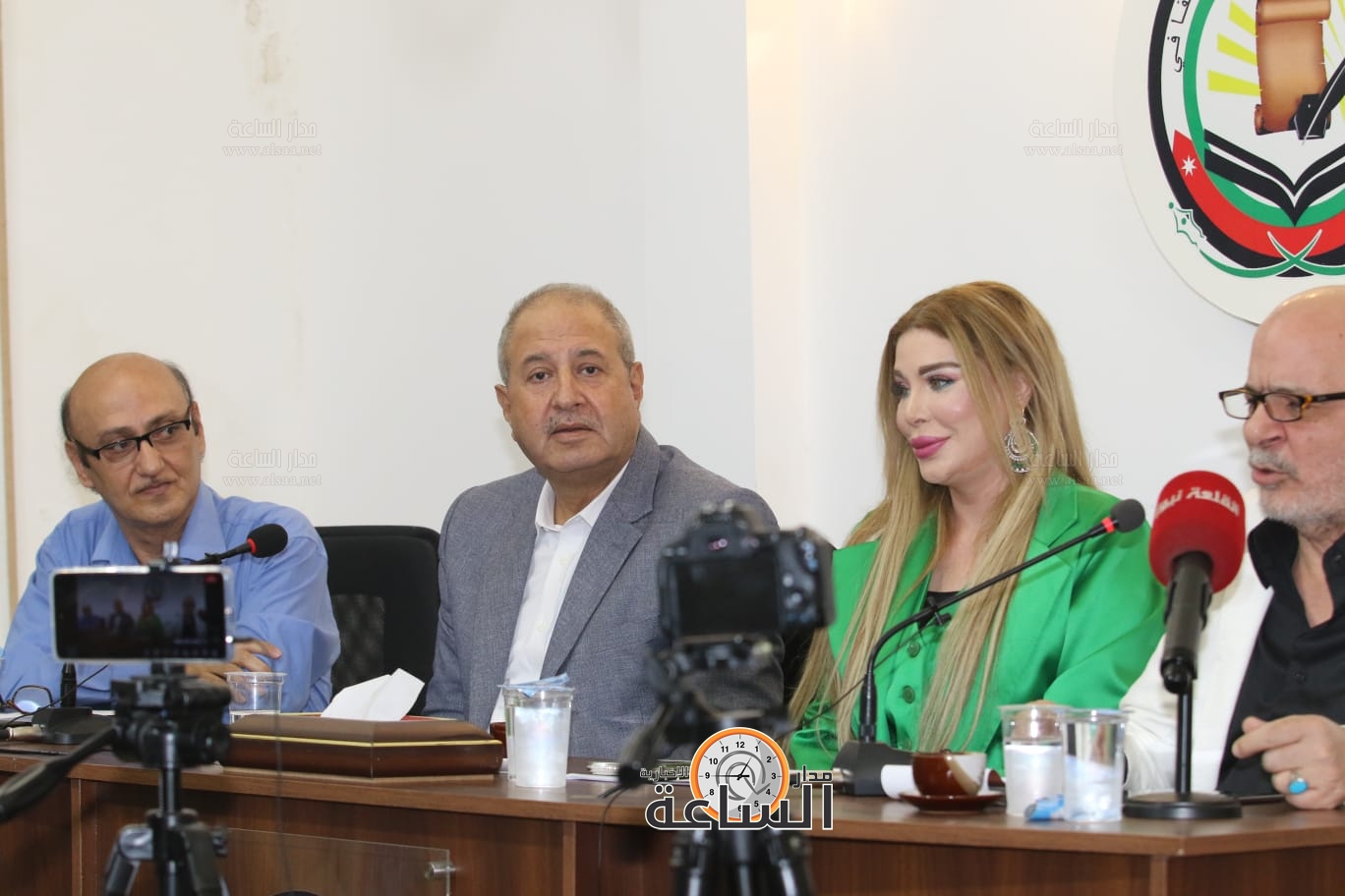 Madar Al-Saa Images 0.9011304836730103