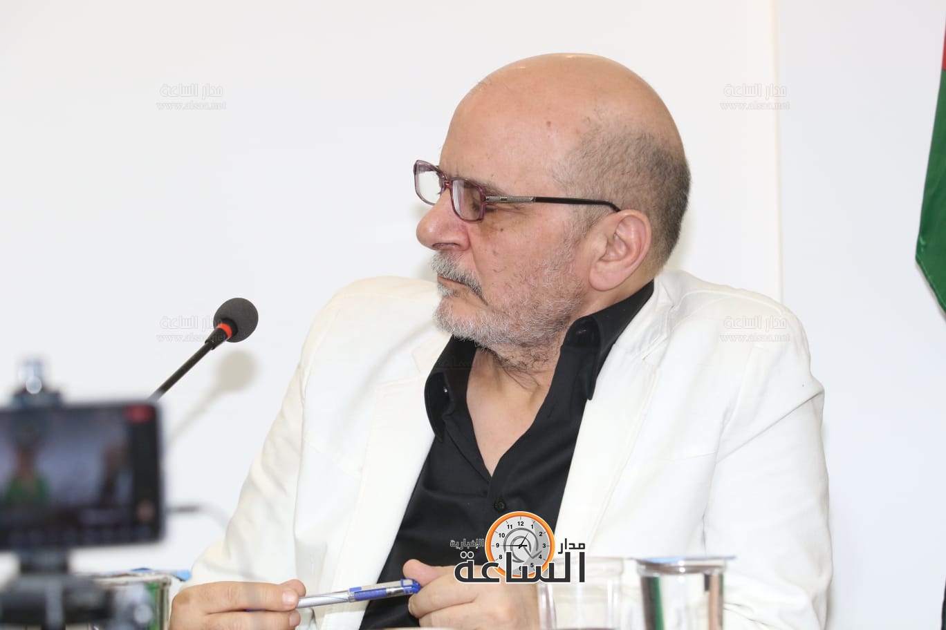 Madar Al-Saa Images 0.5658024248842846