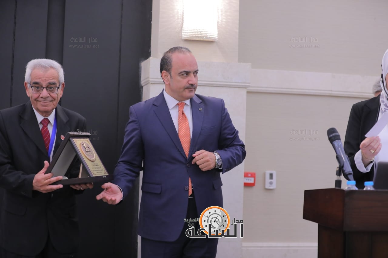 Madar Al-Saa Images 0.7661073386142951