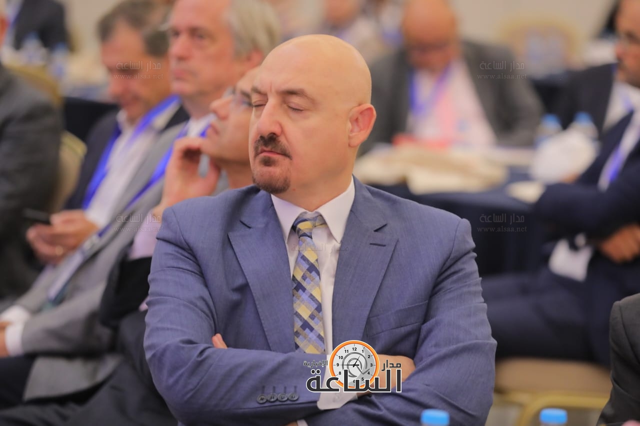 Madar Al-Saa Images 0.7979622864285905