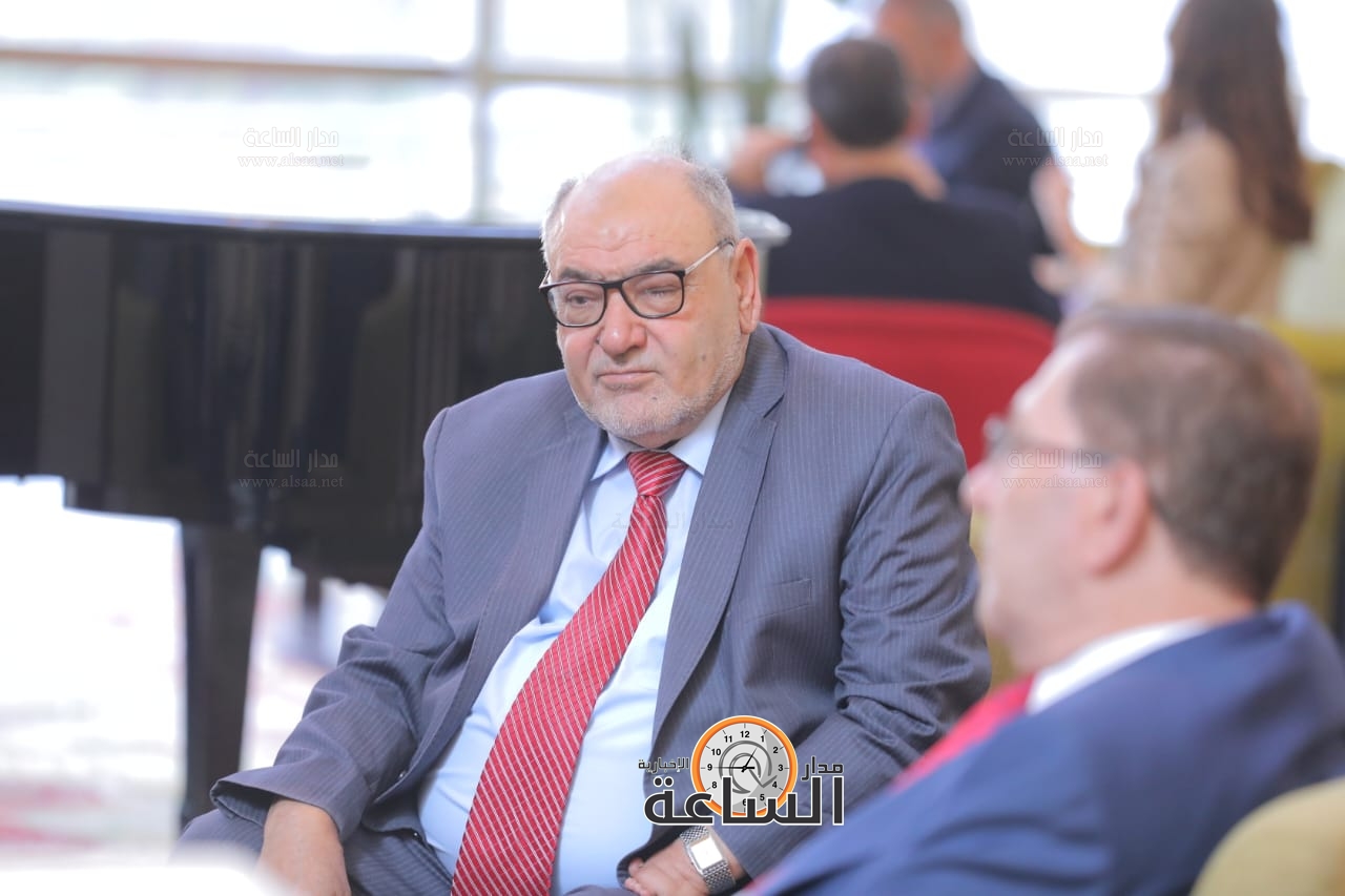 Madar Al-Saa Images 0.22583436217156705