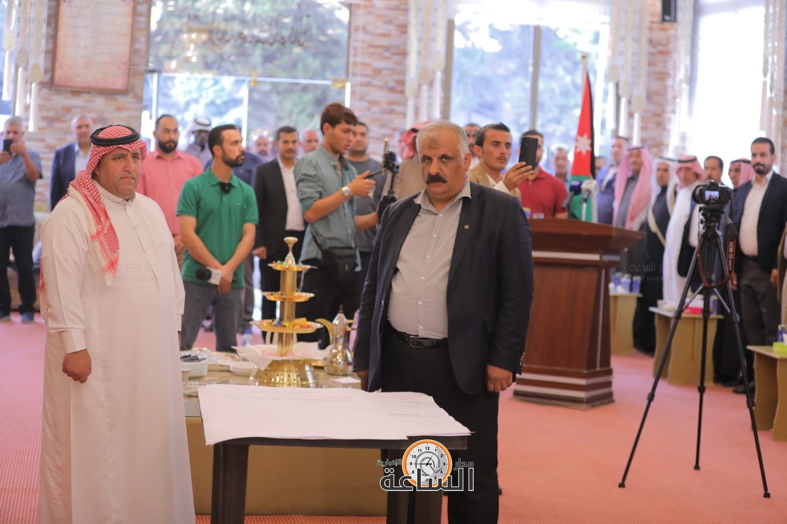 Madar Al-Saa Images 0.9140111753650517