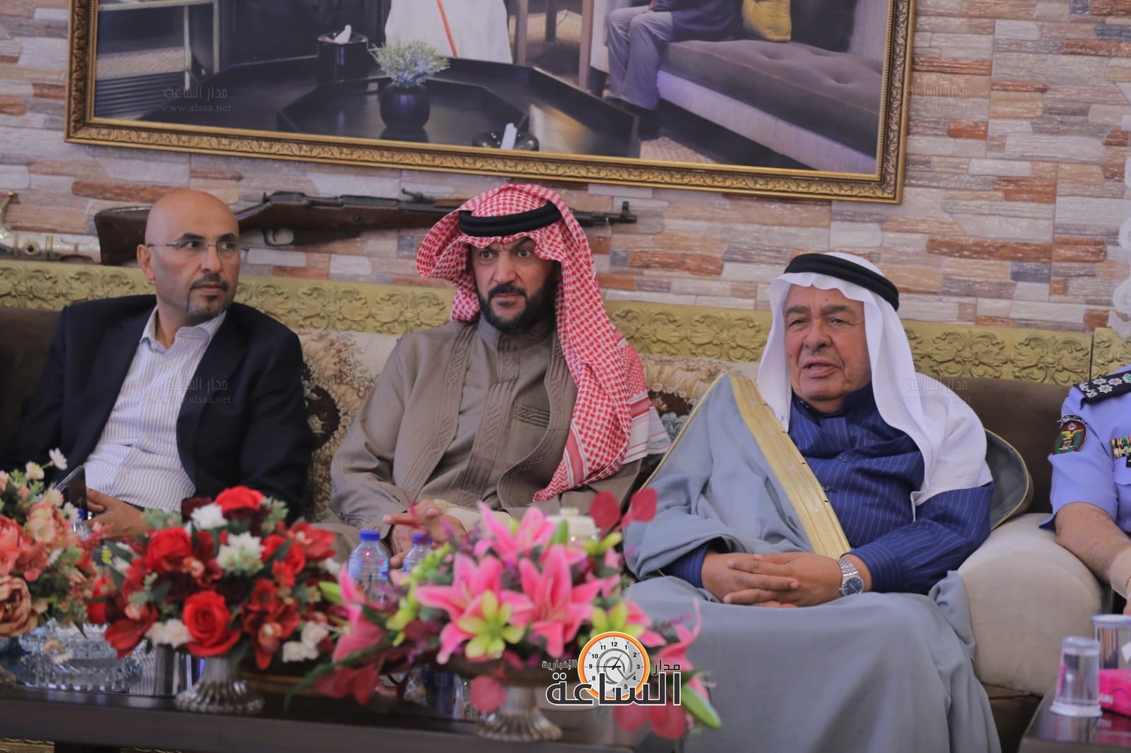 Madar Al-Saa Images 0.6082740751169147