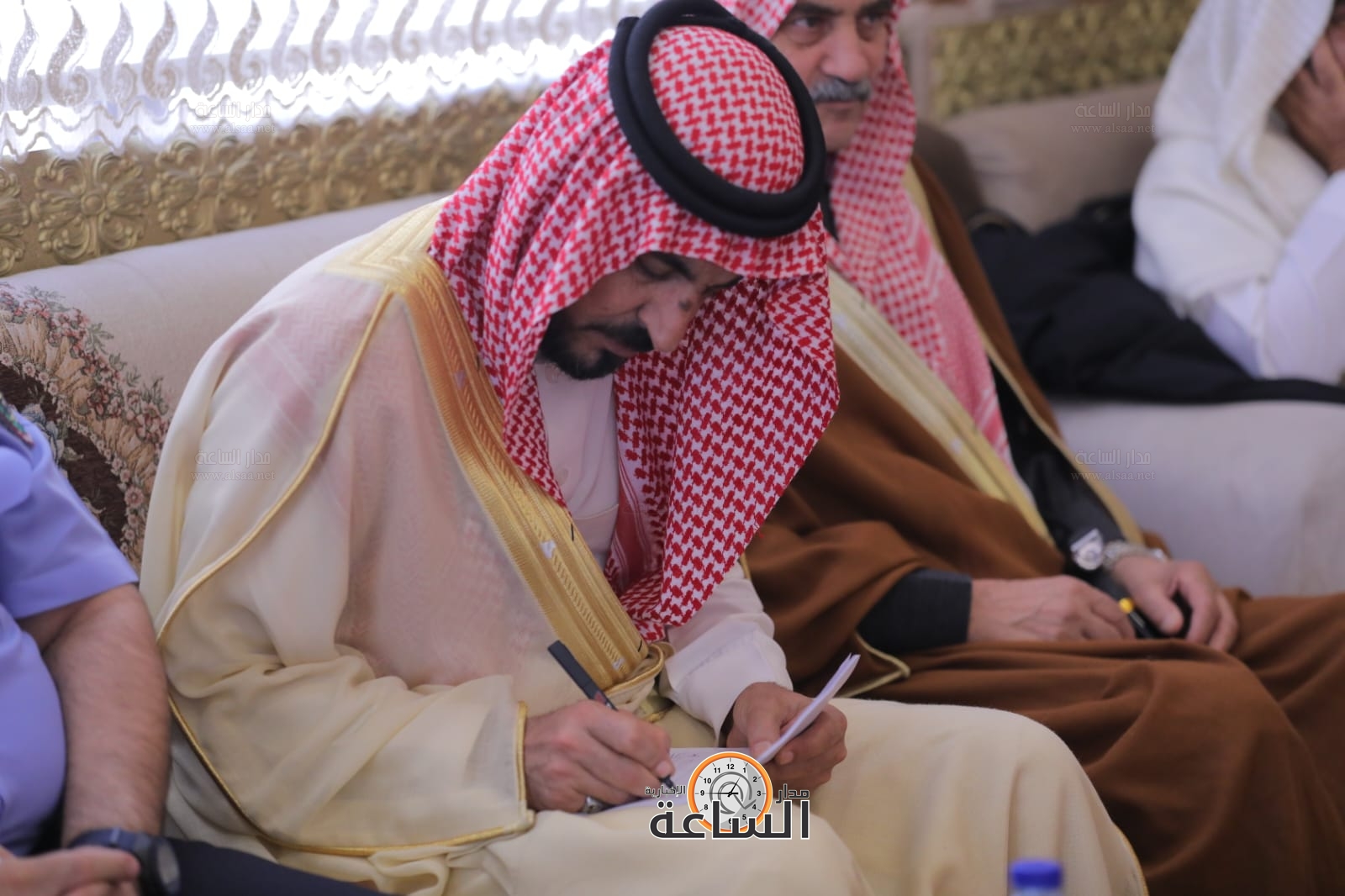 Madar Al-Saa Images 0.6969480598781257