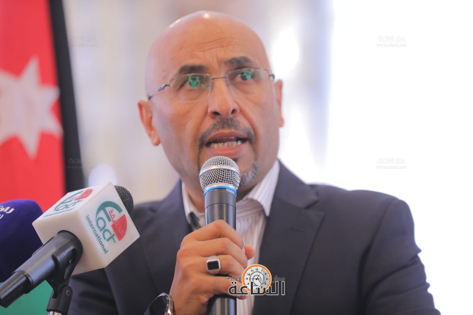 Madar Al-Saa Images 0.8694218448903188