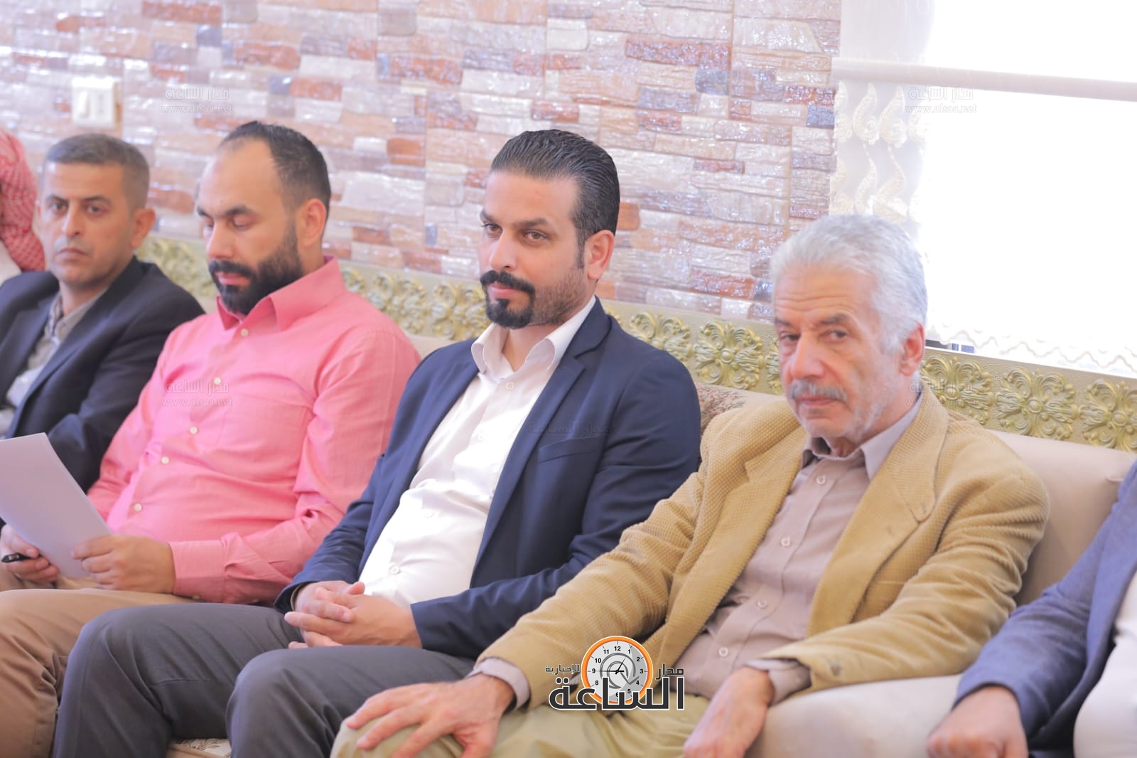 Madar Al-Saa Images 0.8802655923436957