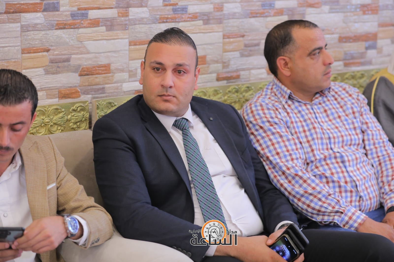 Madar Al-Saa Images 0.3117168127679566