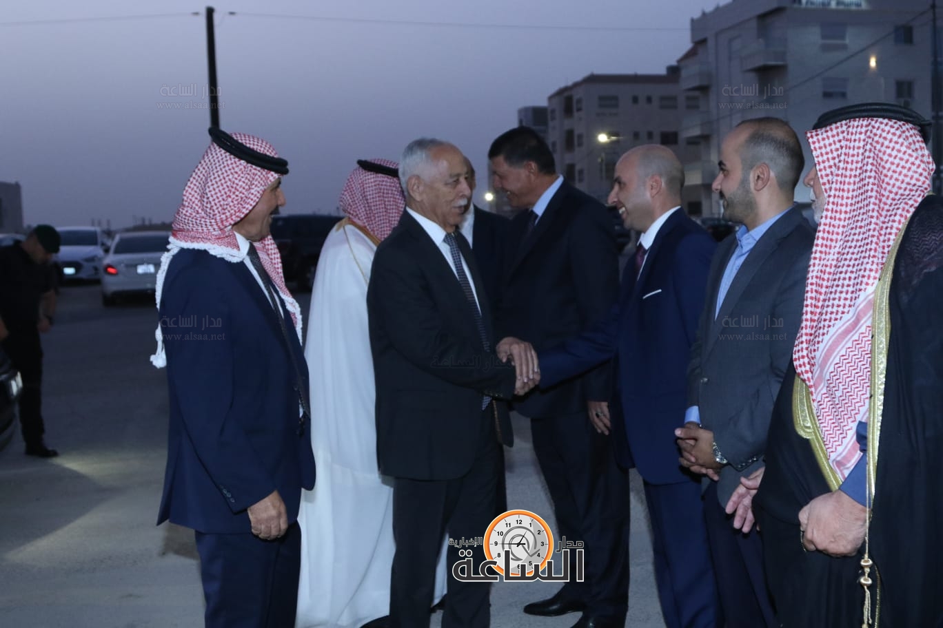 Madar Al-Saa Images 0.487914832238842