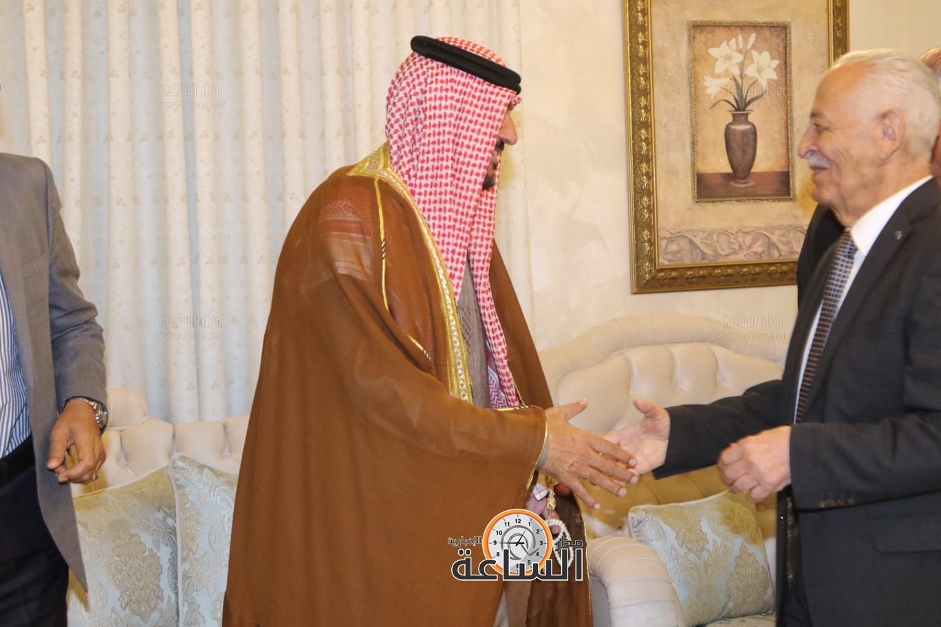 Madar Al-Saa Images 0.7197511172864914