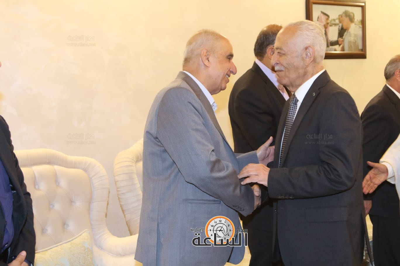 Madar Al-Saa Images 0.7351390297080087