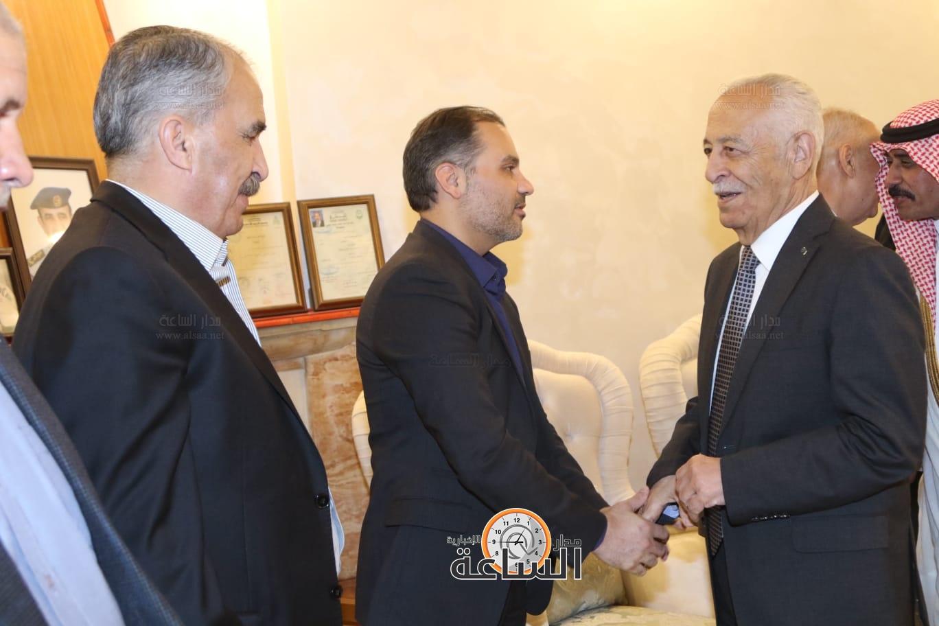 Madar Al-Saa Images 0.15169502877693275