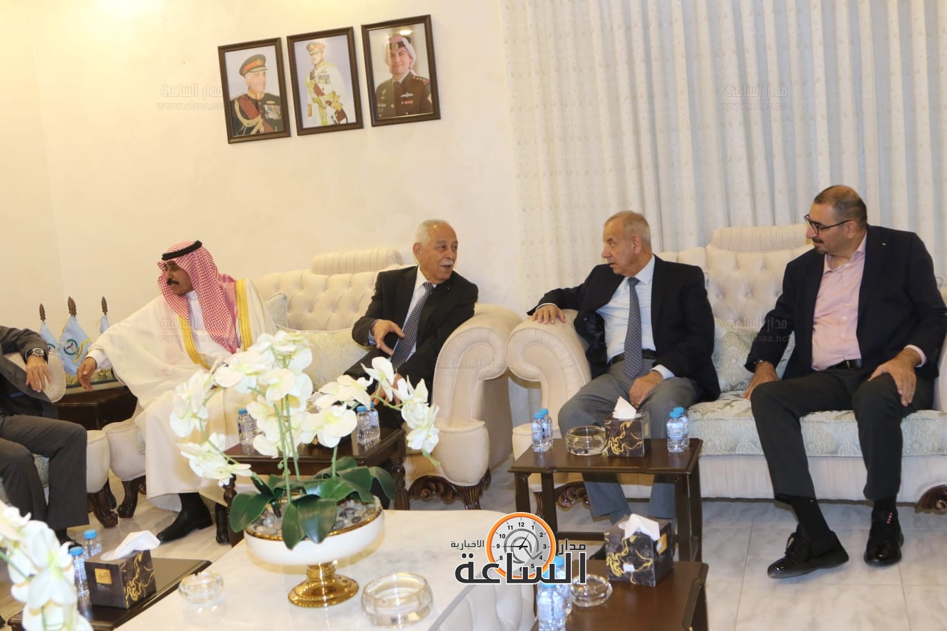 Madar Al-Saa Images 0.6357923628800484