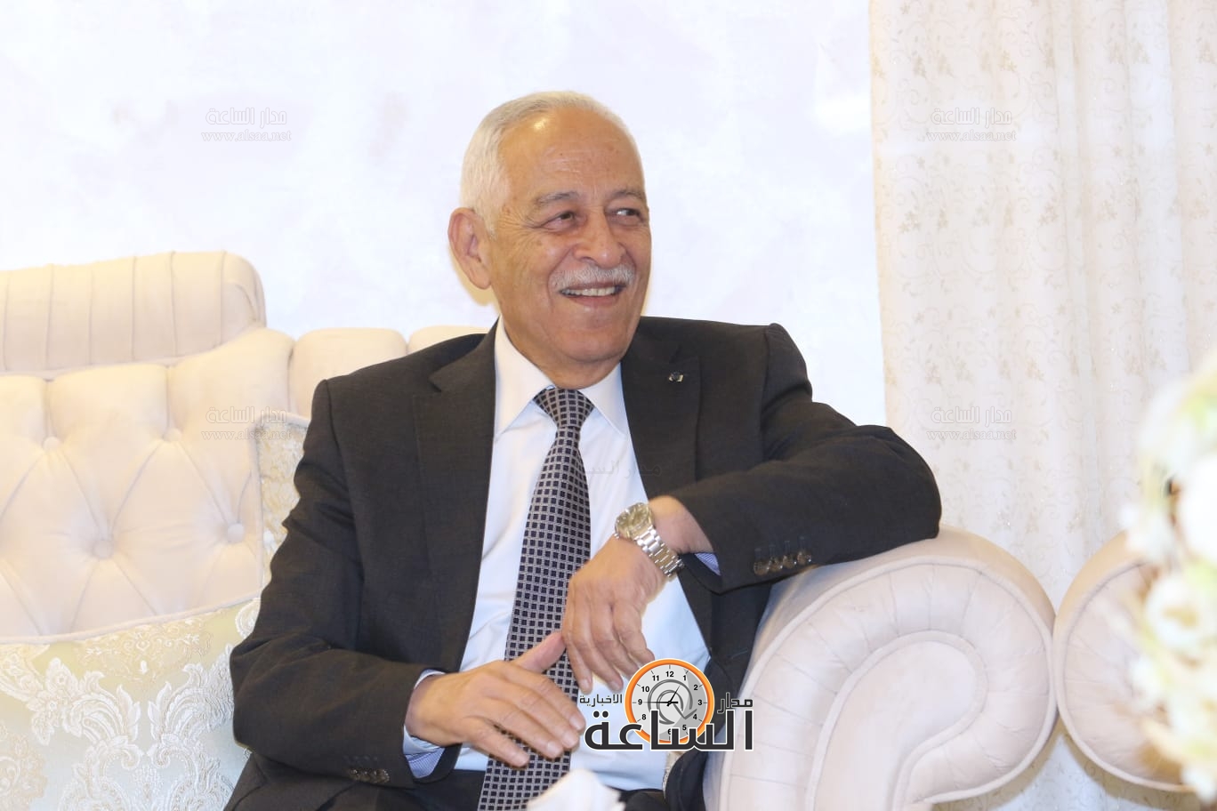 Madar Al-Saa Images 0.38357841943861204