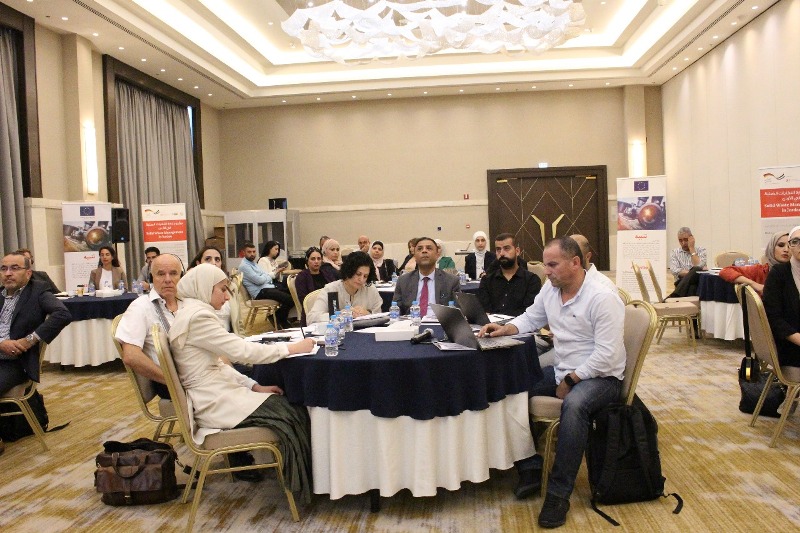 Madar Al-Saa Images 0.01623461304491114