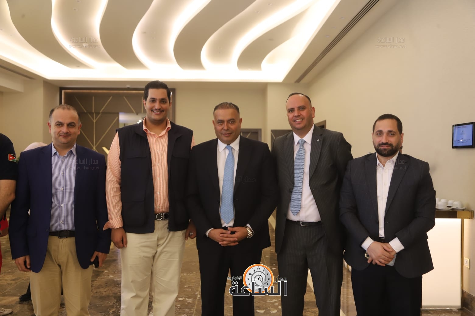 Madar Al-Saa Images 0.45152595244965577