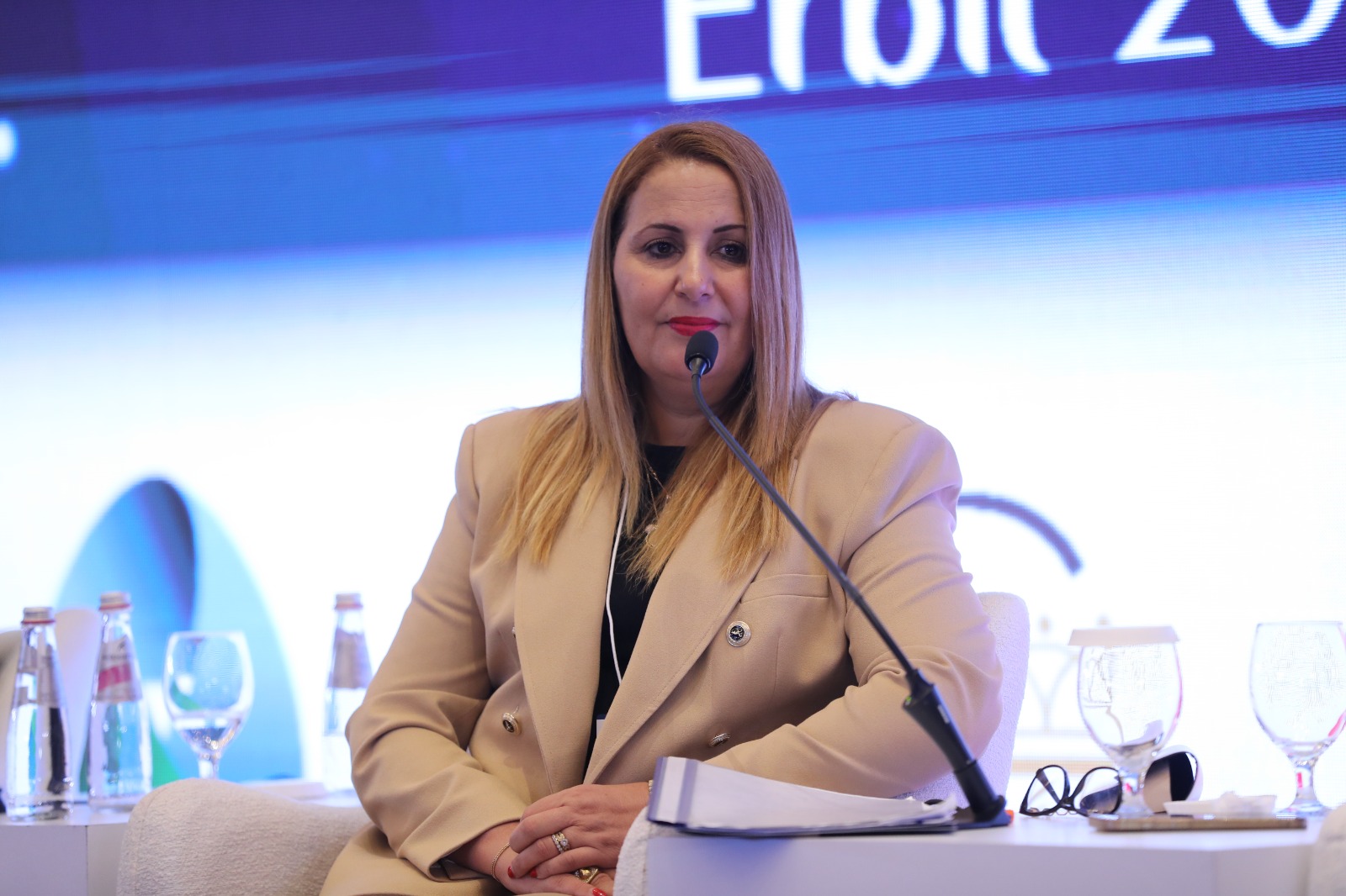 Madar Al-Saa Images 0.5357714641279734