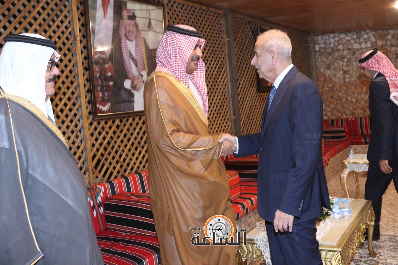 Madar Al-Saa Images 0.024929945371044093