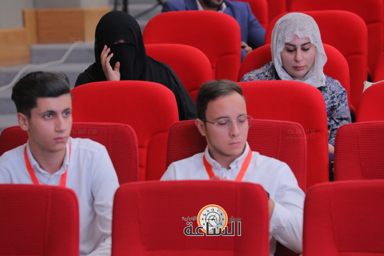 Madar Al-Saa Images 0.40157596329166