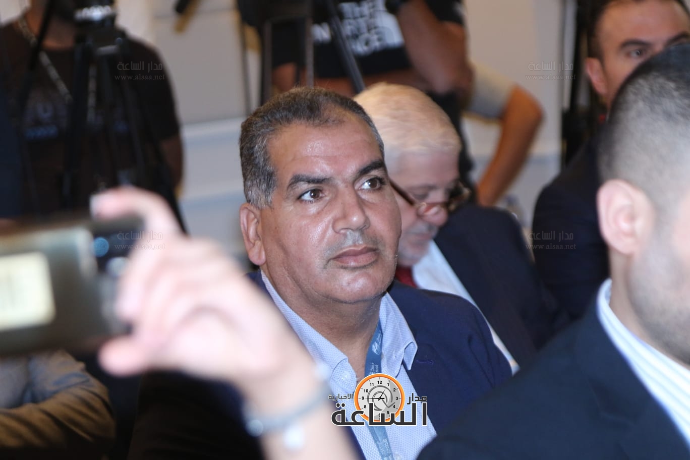 Madar Al-Saa Images 0.7197230682852156