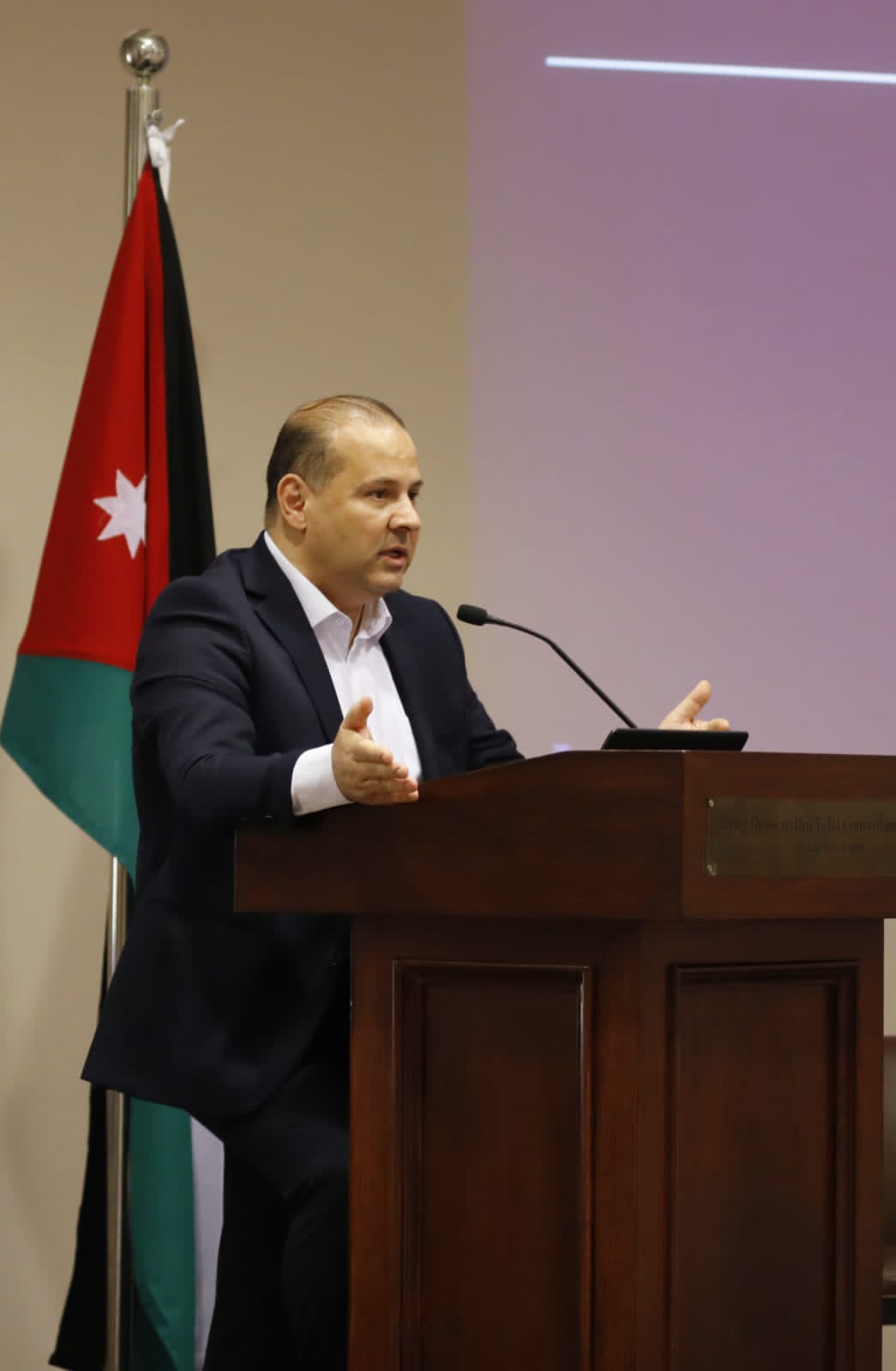 Madar Al-Saa Images 0.33977996735628535