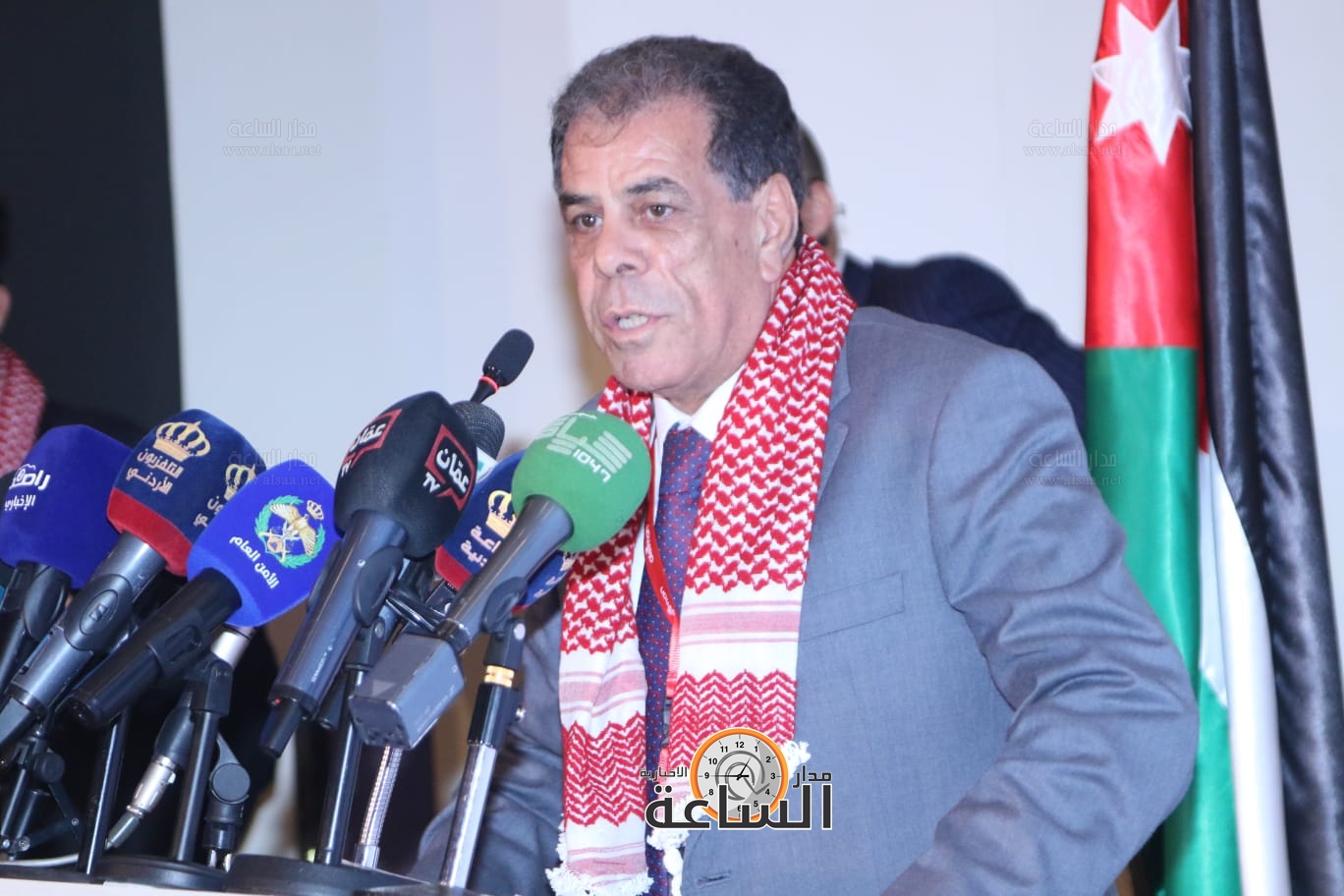 Madar Al-Saa Images 0.21093165494952615