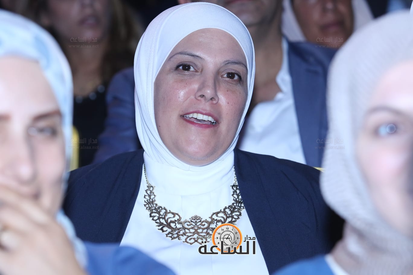 Madar Al-Saa Images 0.39862315625906863