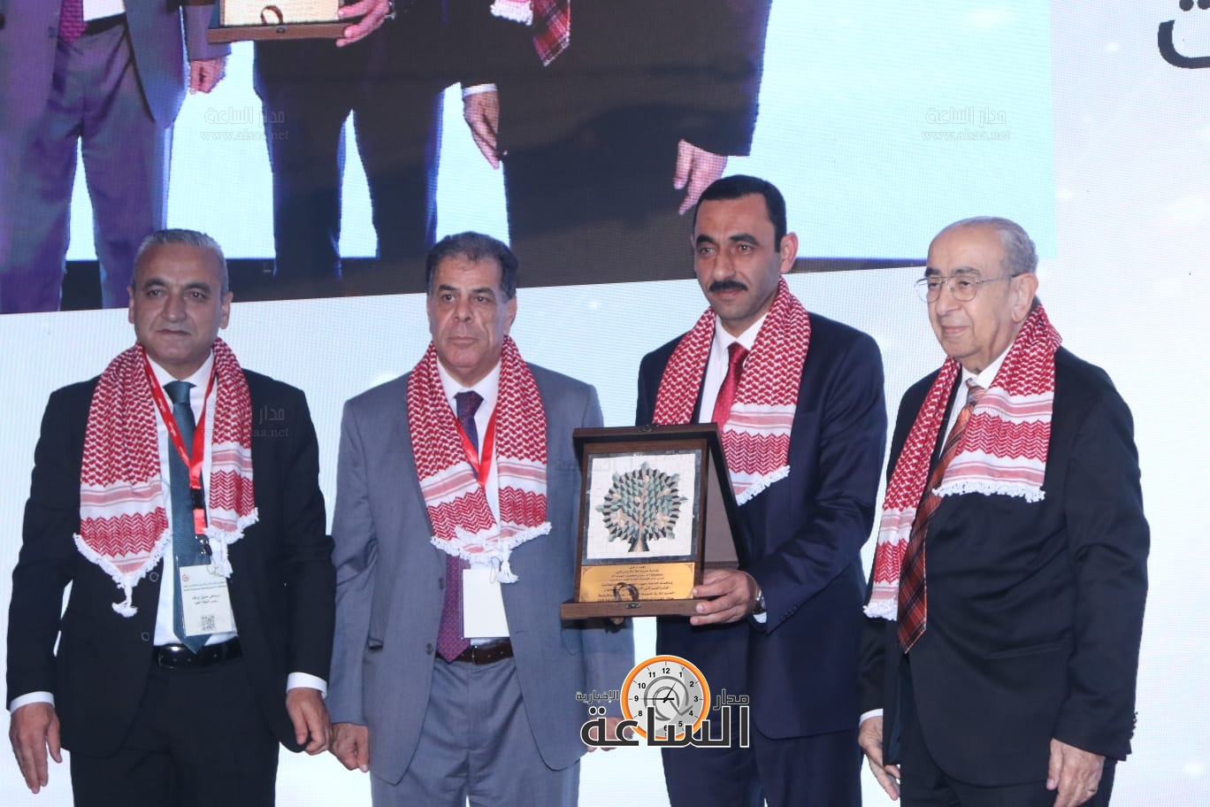 Madar Al-Saa Images 0.5350532678457834