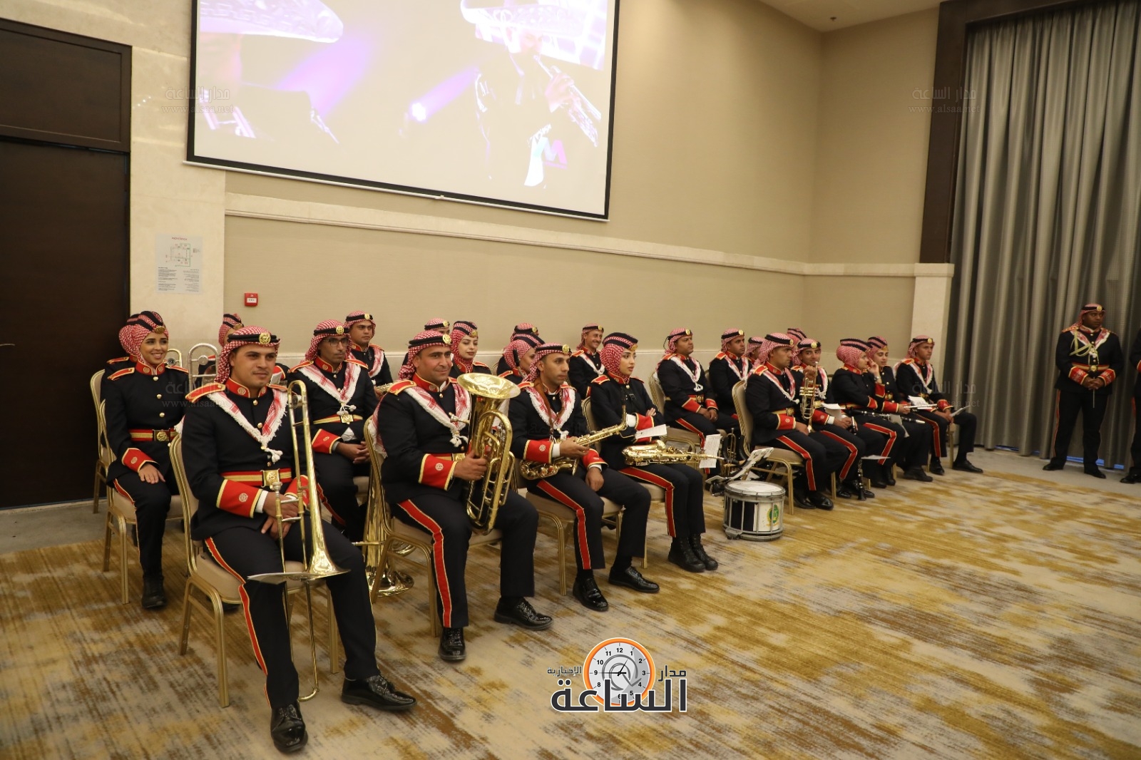 Madar Al-Saa Images 0.7430930922507442