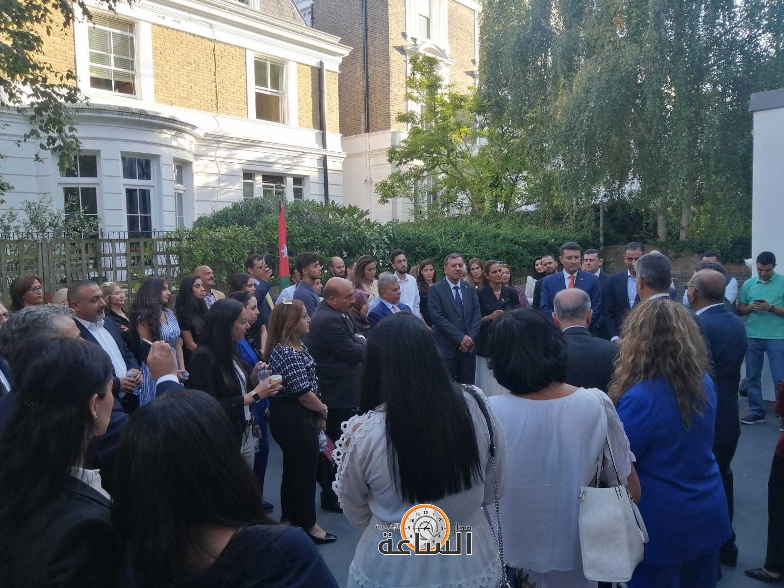 Madar Al-Saa Images 0.4089401789165579