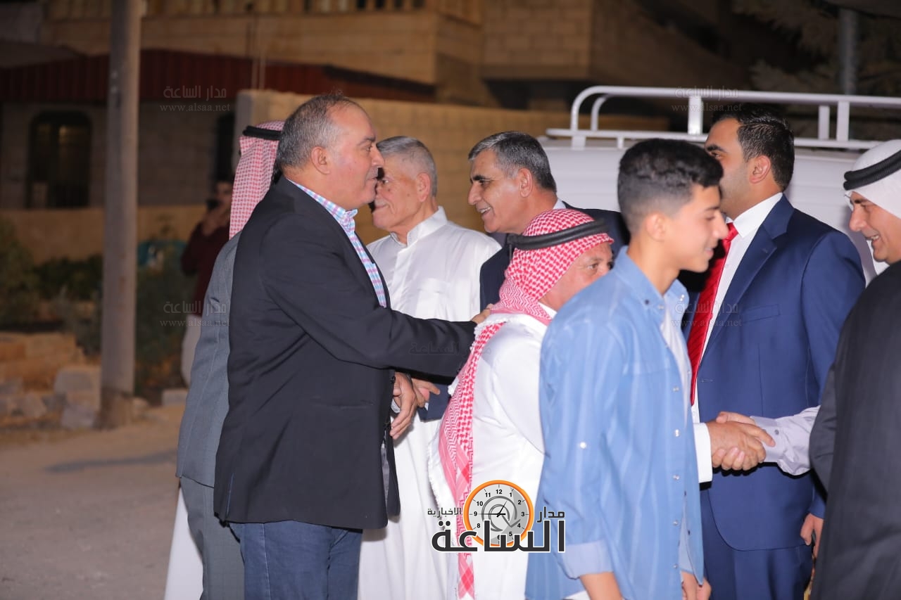 Madar Al-Saa Images 0.8047308127761914