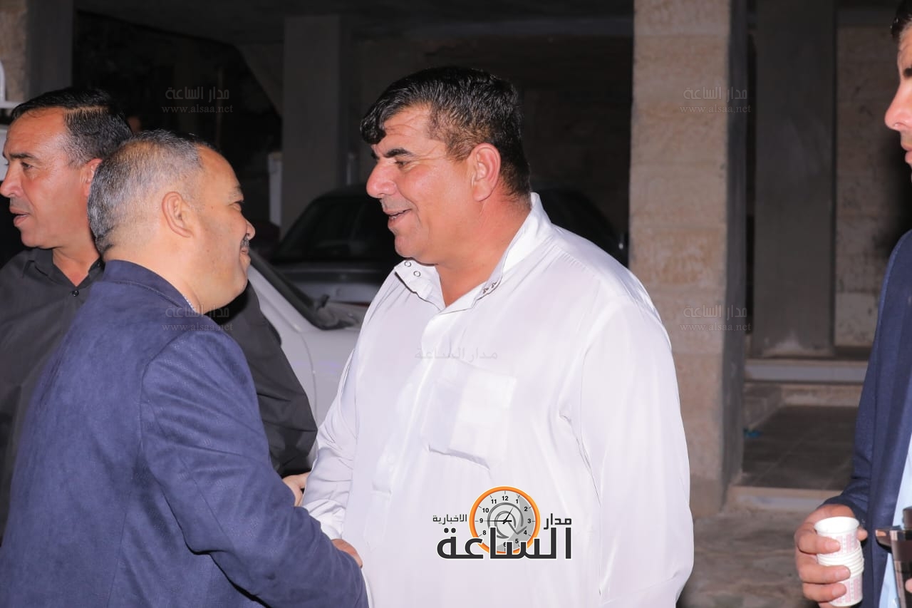 Madar Al-Saa Images 0.8709850245624843