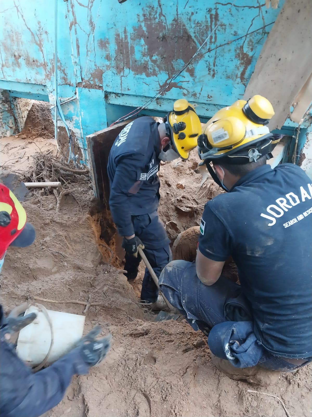 Madar Al-Saa Images 0.5103516568852684