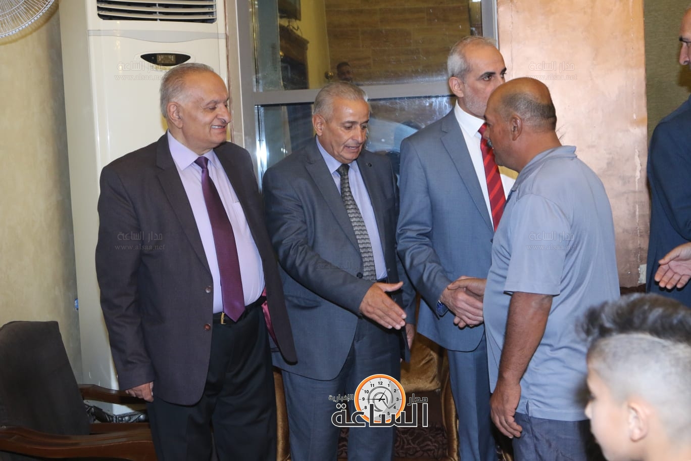 Madar Al-Saa Images 0.4303205349994321