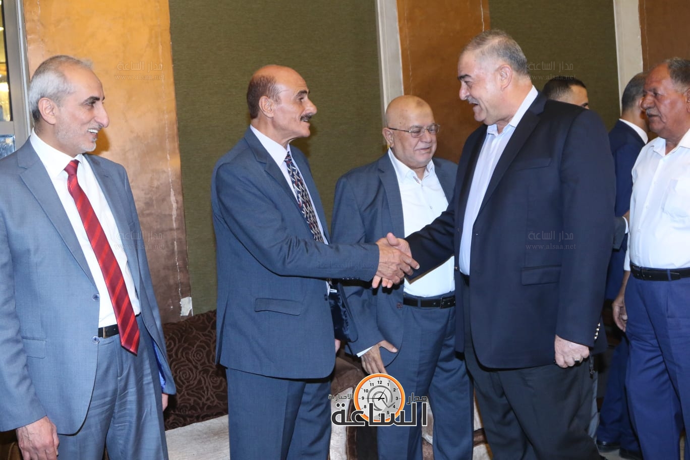 Madar Al-Saa Images 0.4337961737934257