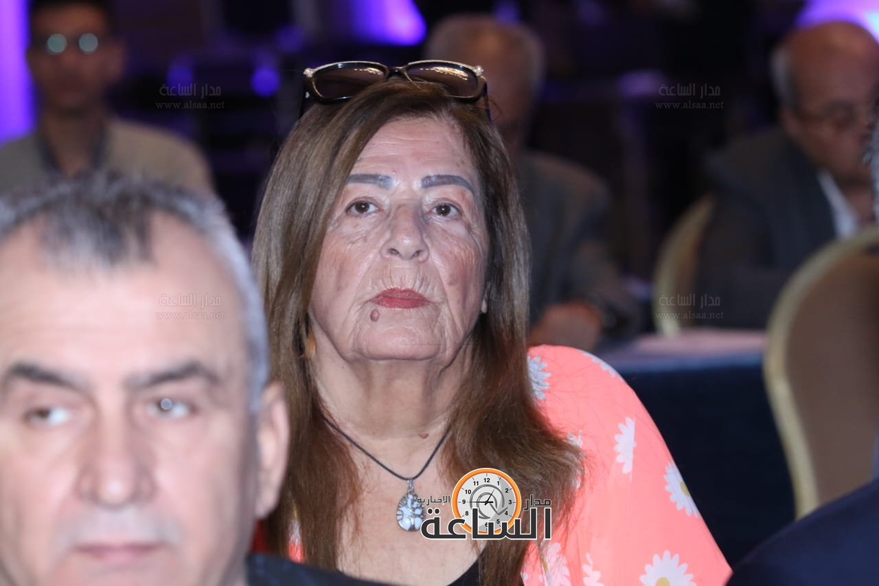 Madar Al-Saa Images 0.8697642988960654