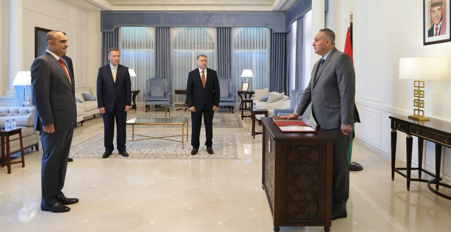 Madar Al-Saa Images 0.24246028620430282