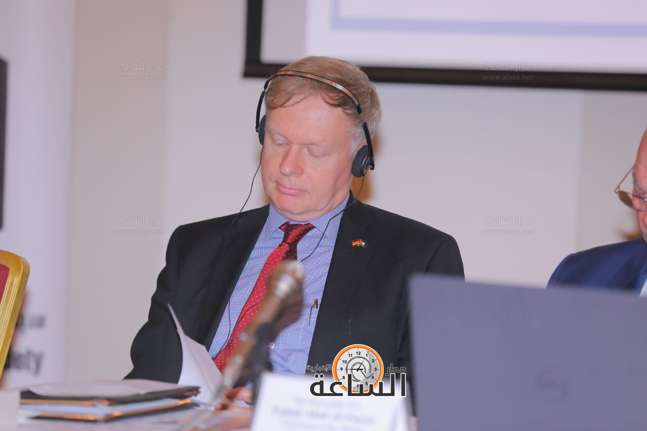 Madar Al-Saa Images 0.14519749378558955