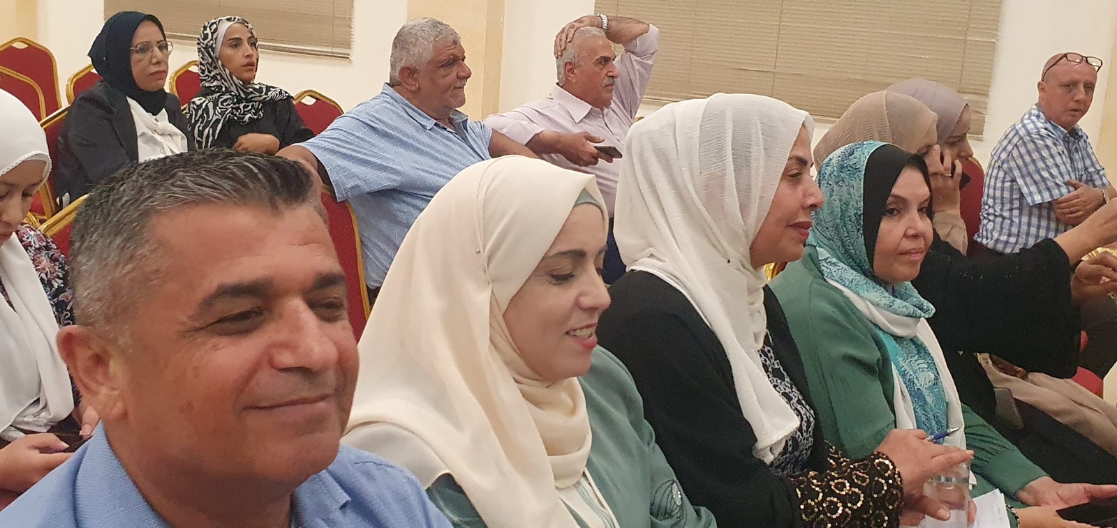 Madar Al-Saa Images 0.3629435581644952