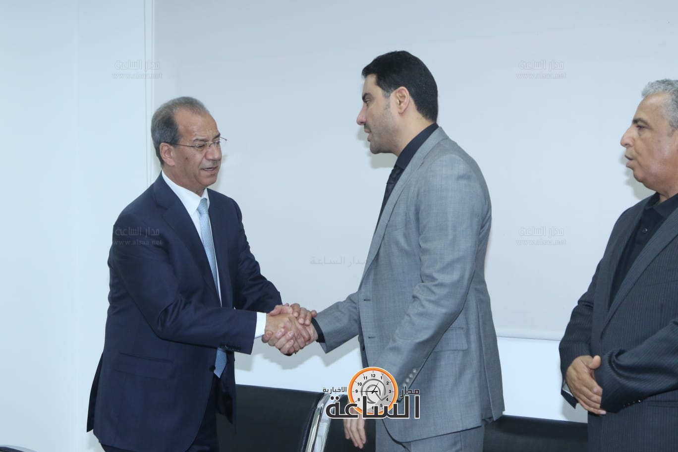 Madar Al-Saa Images 0.08362070101829056