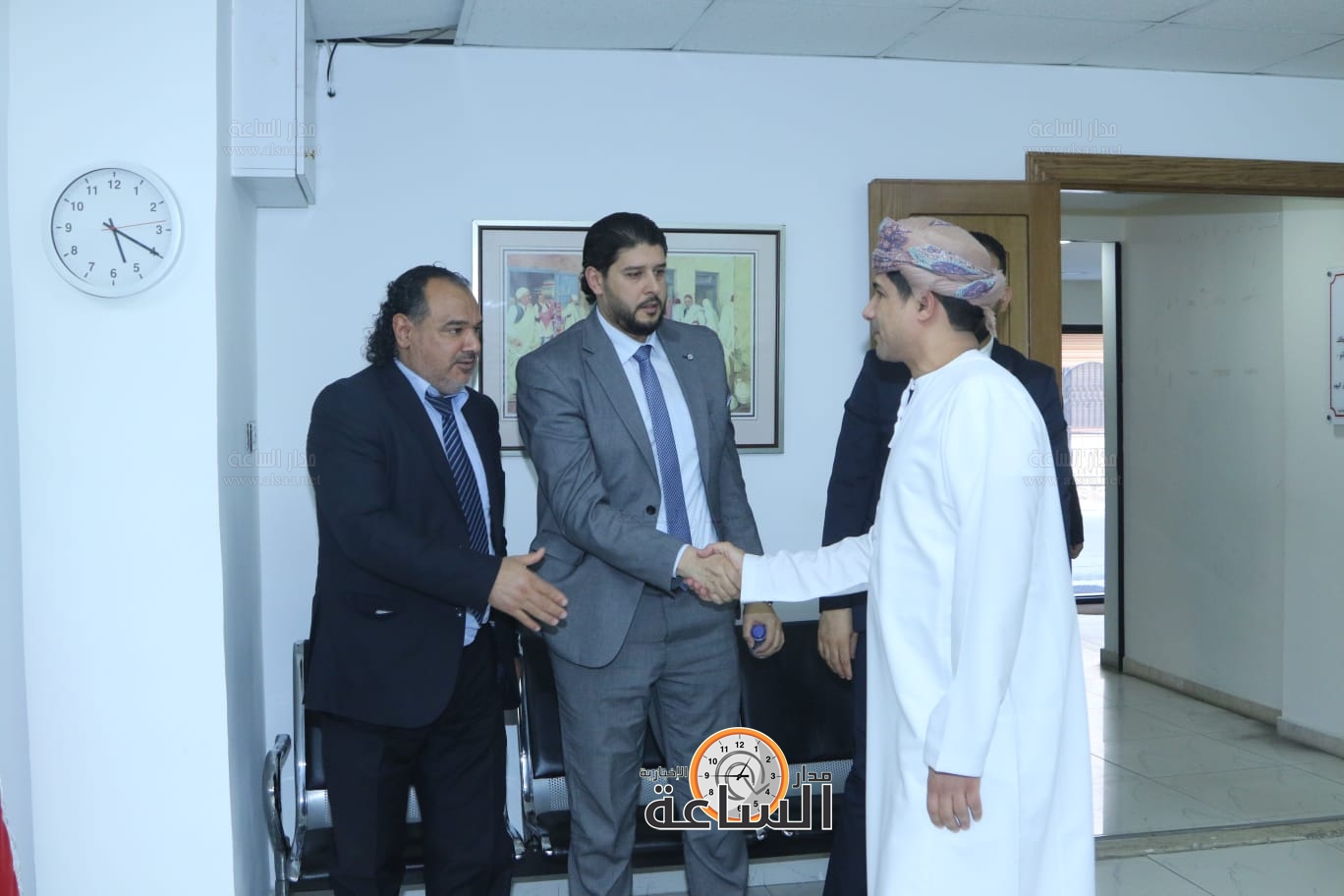 Madar Al-Saa Images 0.9784717984028182