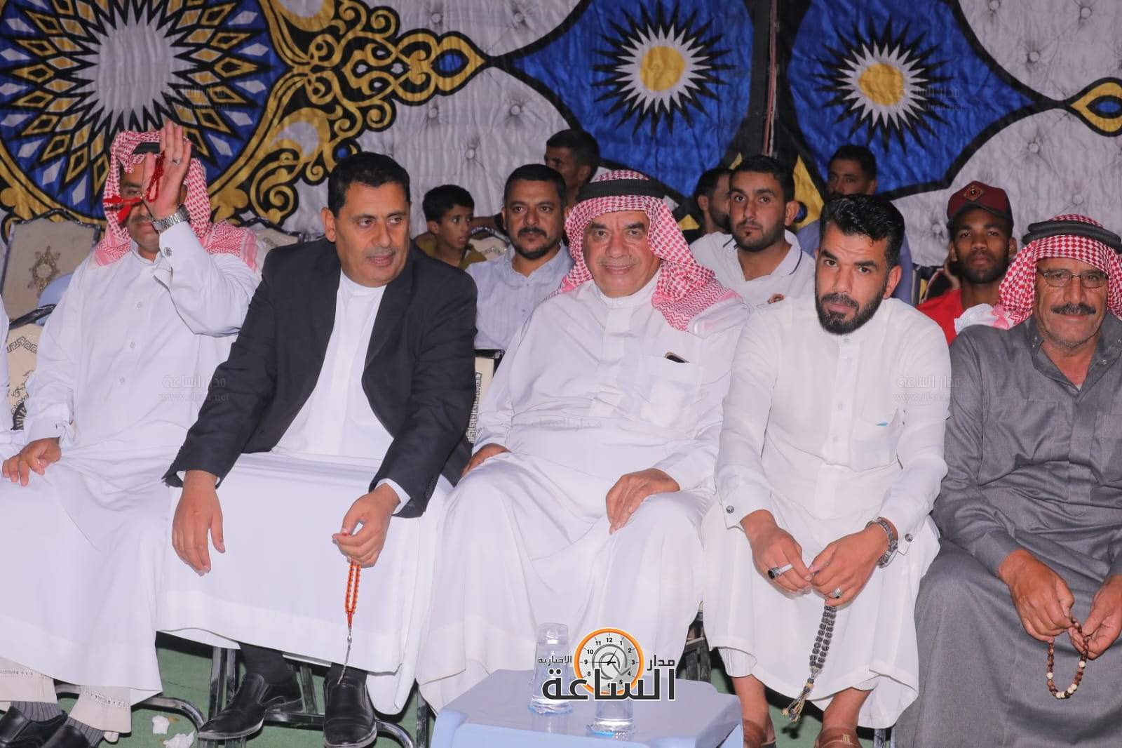 Madar Al-Saa Images 0.4424341575587738