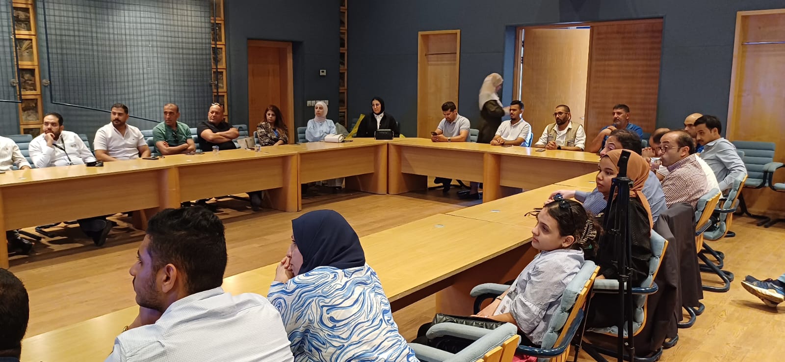 Madar Al-Saa Images 0.6681797989066354