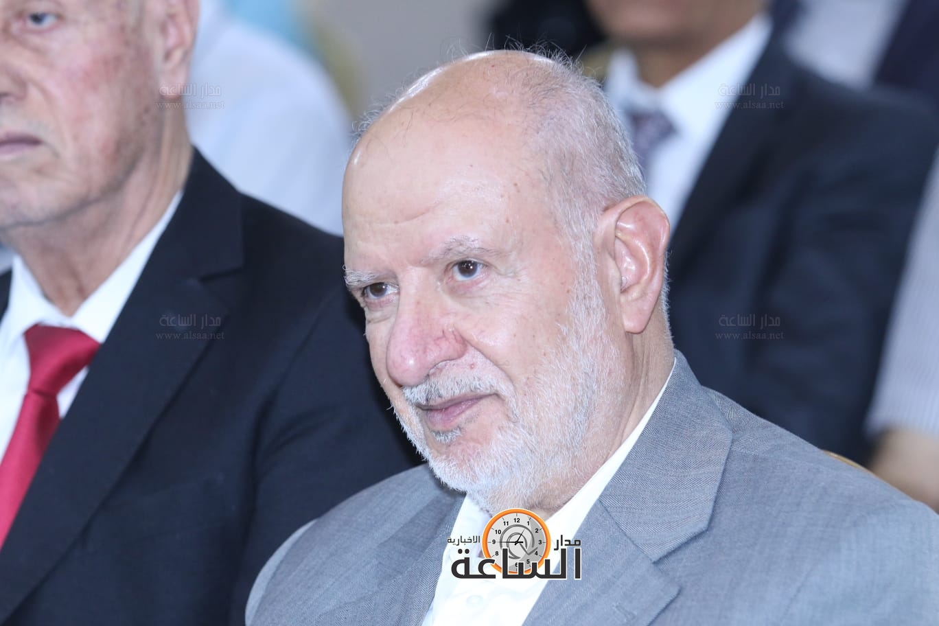 Madar Al-Saa Images 0.4364949910645741