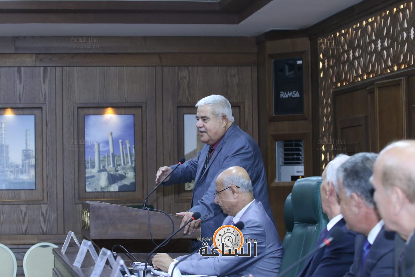 Madar Al-Saa Images 0.16144322266627054