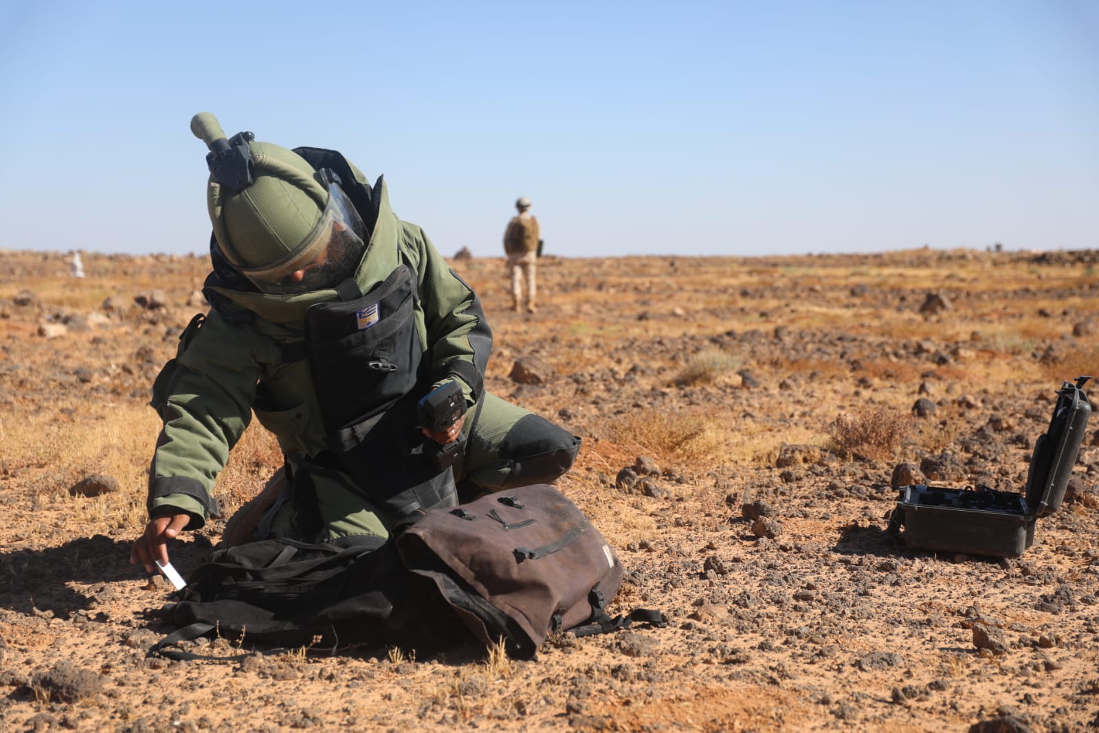 Madar Al-Saa Images 0.4040708859485074