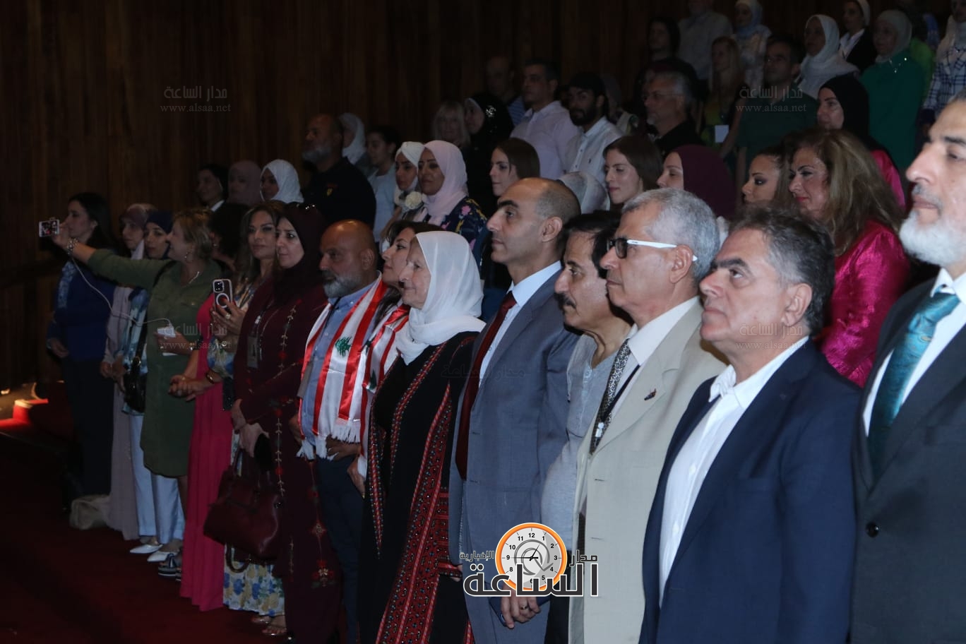 Madar Al-Saa Images 0.828523048834382