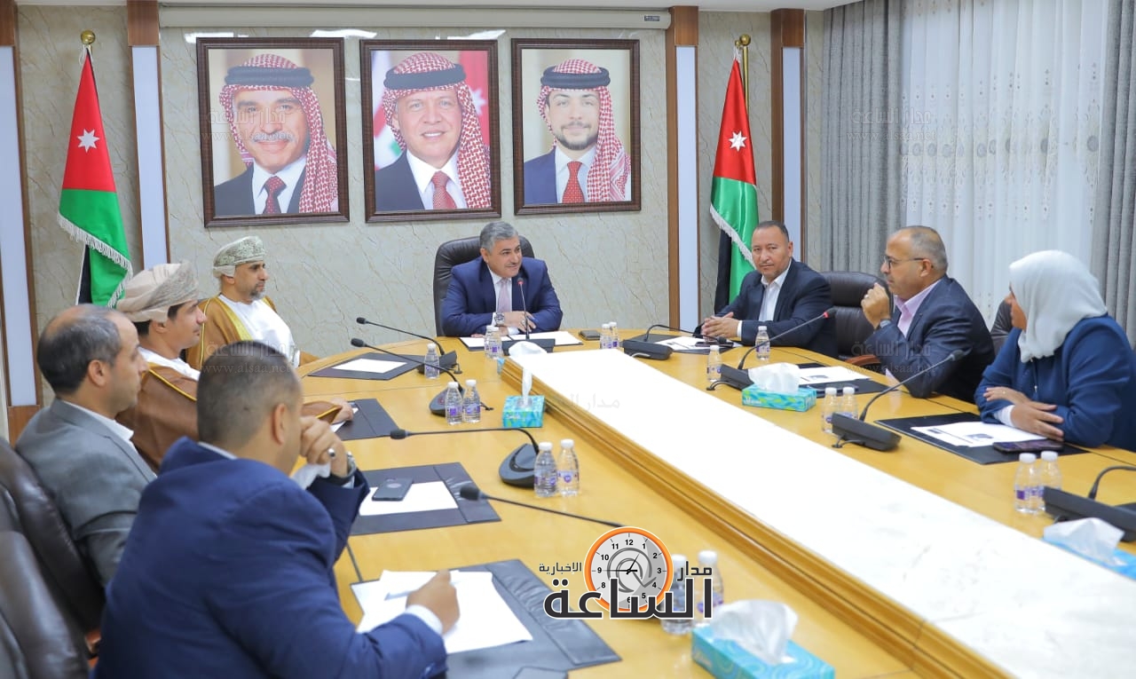 Madar Al-Saa Images 0.6894337469310197