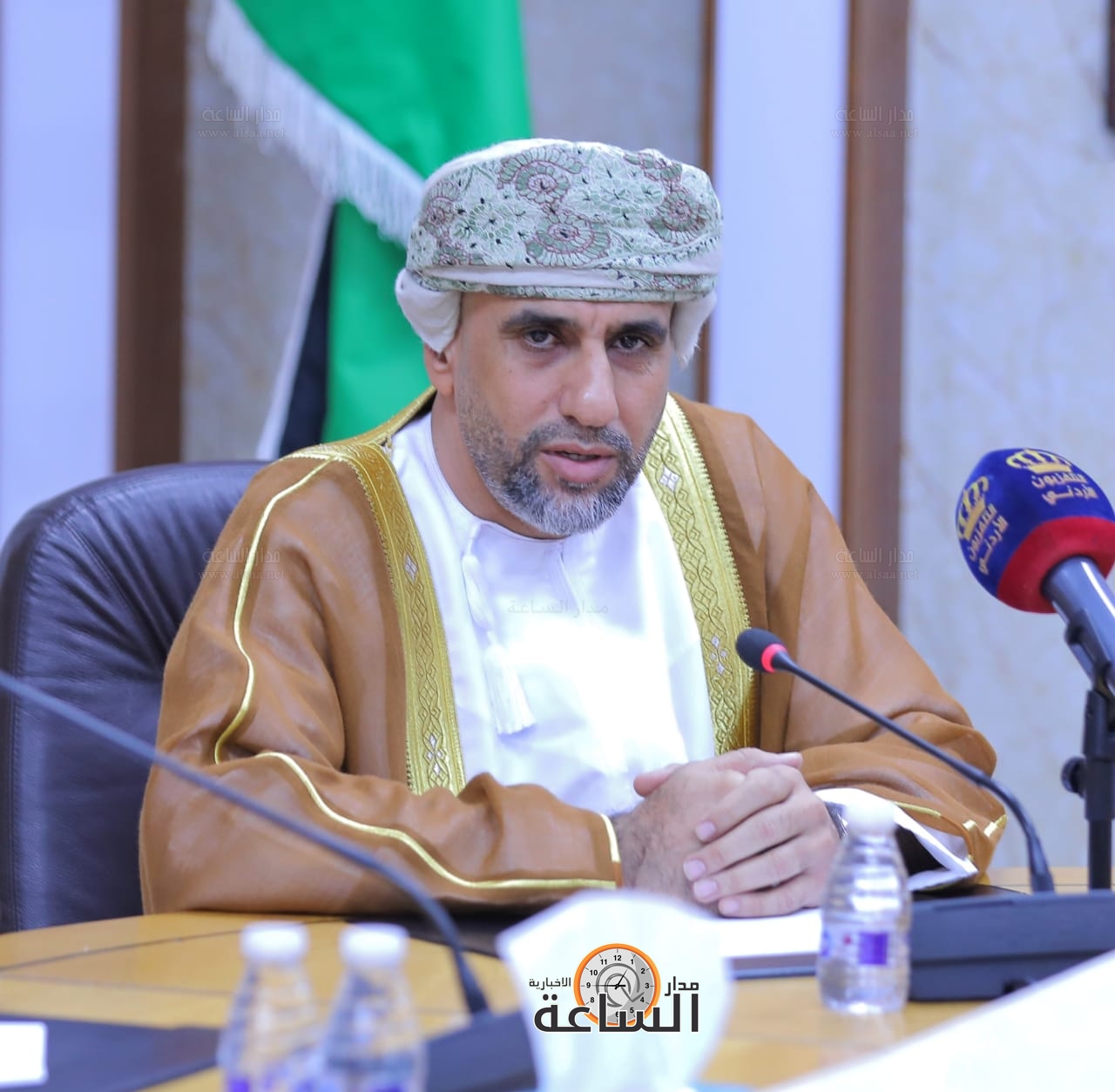 Madar Al-Saa Images 0.9792685101002321