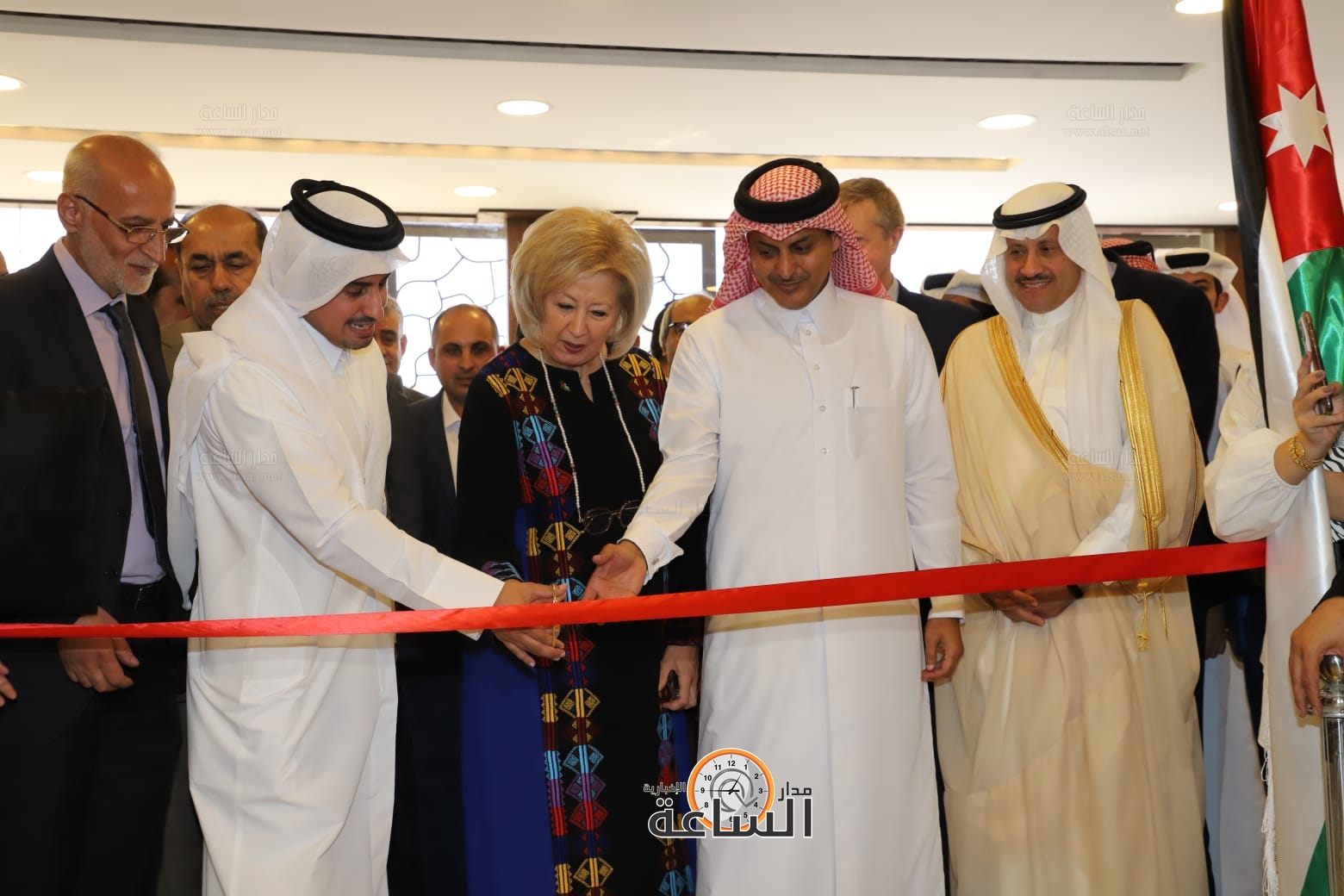 Madar Al-Saa Images 0.6927482713345697