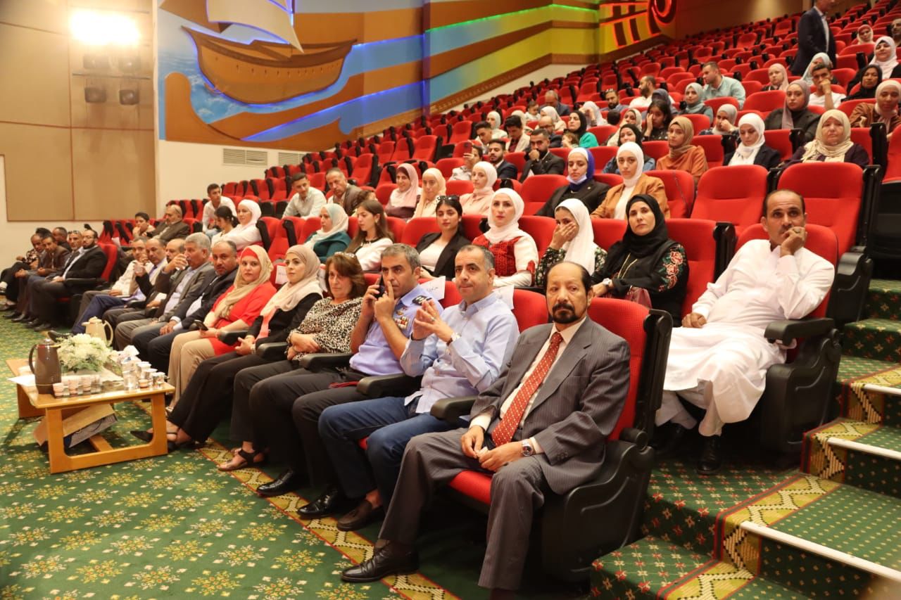 Madar Al-Saa Images 0.18415278474727814